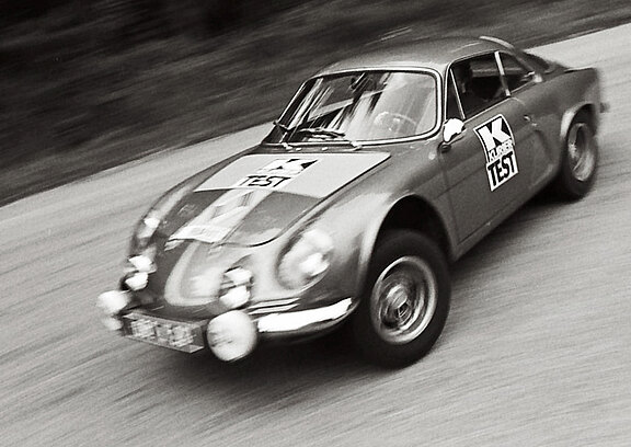 Renault_Alpine_.jpg  