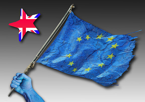 zerr._EU_-__Flagge_m._englischem_Stern_quer_.jpg  